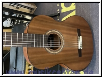 MERIDA  A0678 Konzertgitarre 7/8 Groesse, massive Zederndecke, S