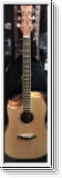 Ortega Coral 20 CEL Cutaway Linkshand Dreadnaught mit Gurt